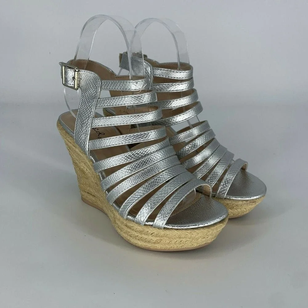 QUPID Cage Open Toe Wedges Sandals Slingback Heels Silver Size 7.5 Rattan Wicker